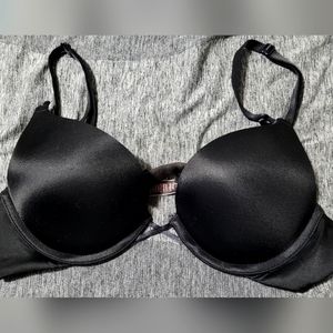 Victoria's Secret 34 AA Push Up Bra